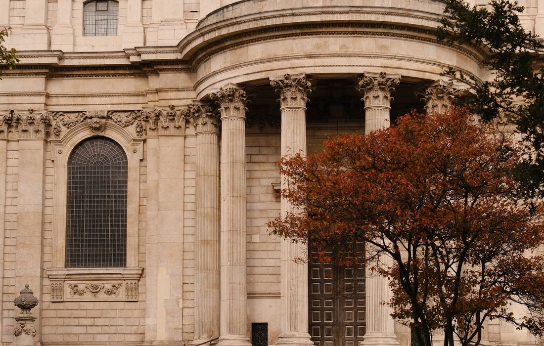 St Paul's Cathedral in autumn, the best time to visit London for weather and crowds